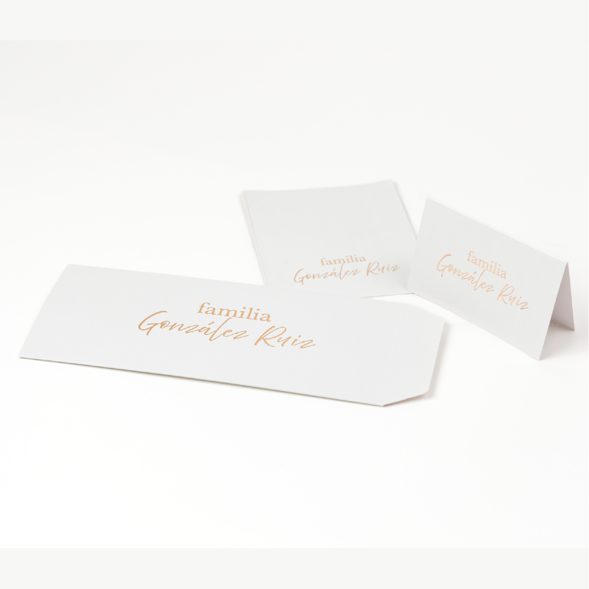 kit papeleria oro rosa, sobres foil rose gold, tarjetas doble simple, invitaciones caligrafia, papeleria romantica premium, tarjetas díptico mate, caligrafia fluida, boda oro rosa, kit completo lujo